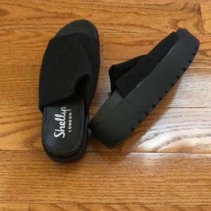 Black heel slides